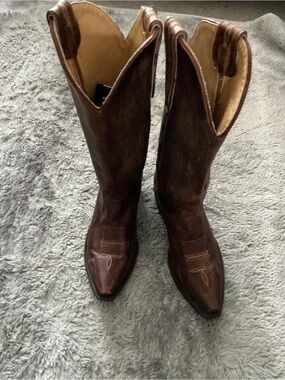 Idyllwind by Miranda Lanbert Brown Leather Pull-On Western Boots